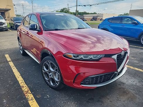 Used 2024 Alfa Romeo Tonale Ti w/ Active Assist Package AWD/4WD image 5