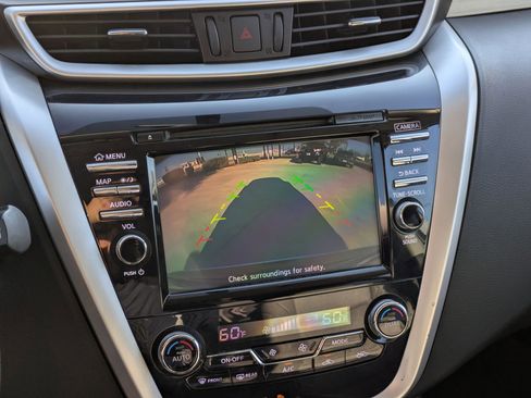 Used 2017 Nissan Murano S w/ Navigation Package image 18