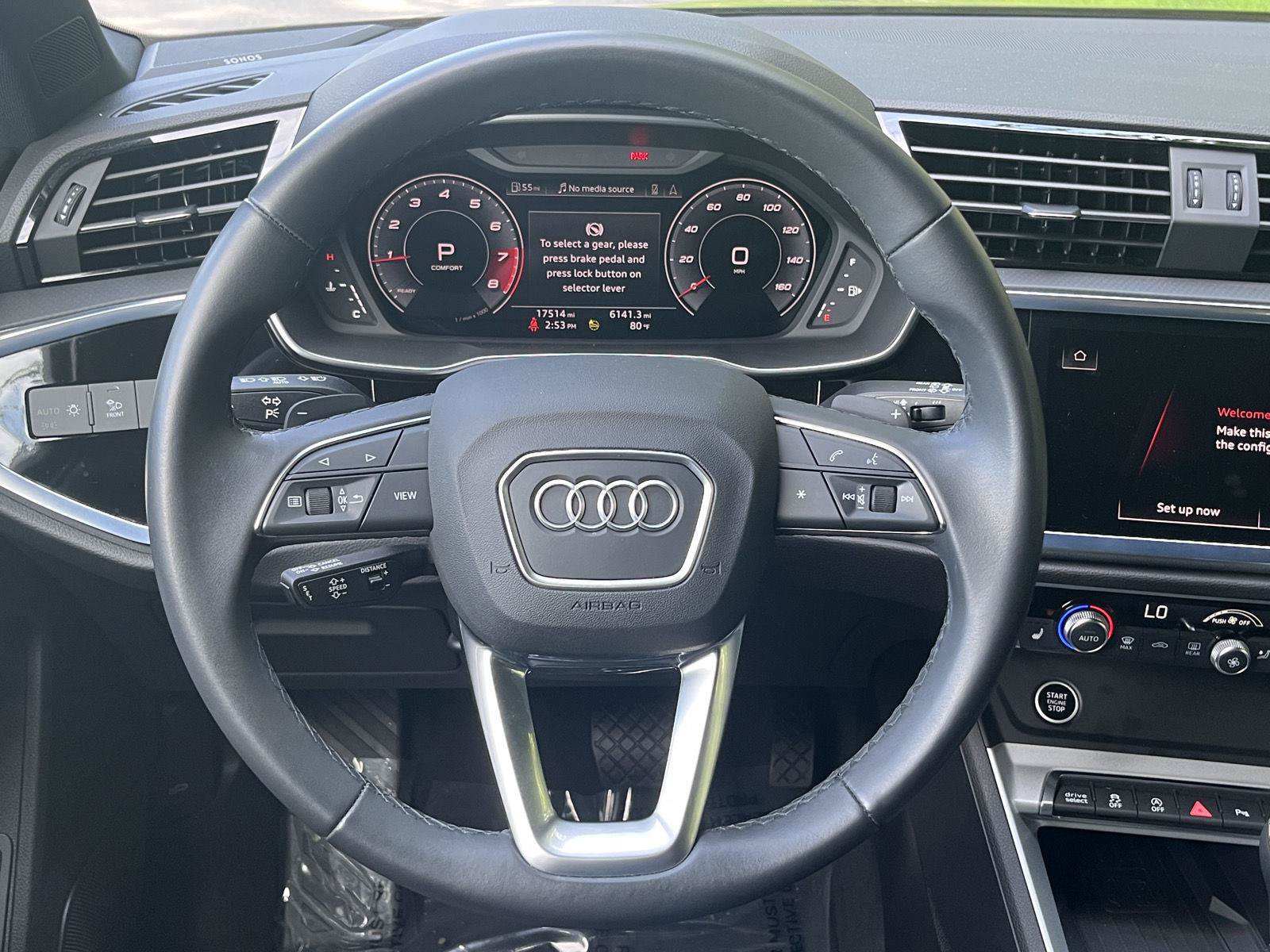 Used 2023 Audi Q3 2.0T Premium Plus w/ Premium Plus Package AWD/4WD image 32