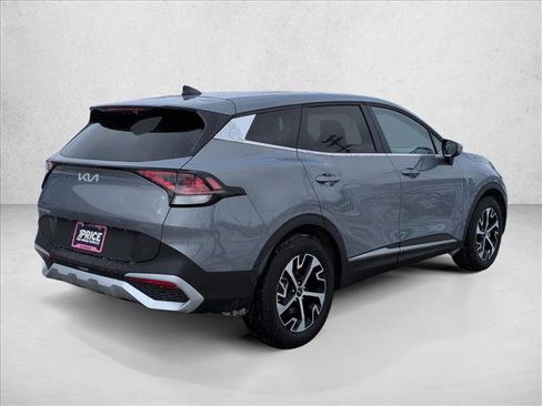 Used 2023 Kia Sportage EX image 5