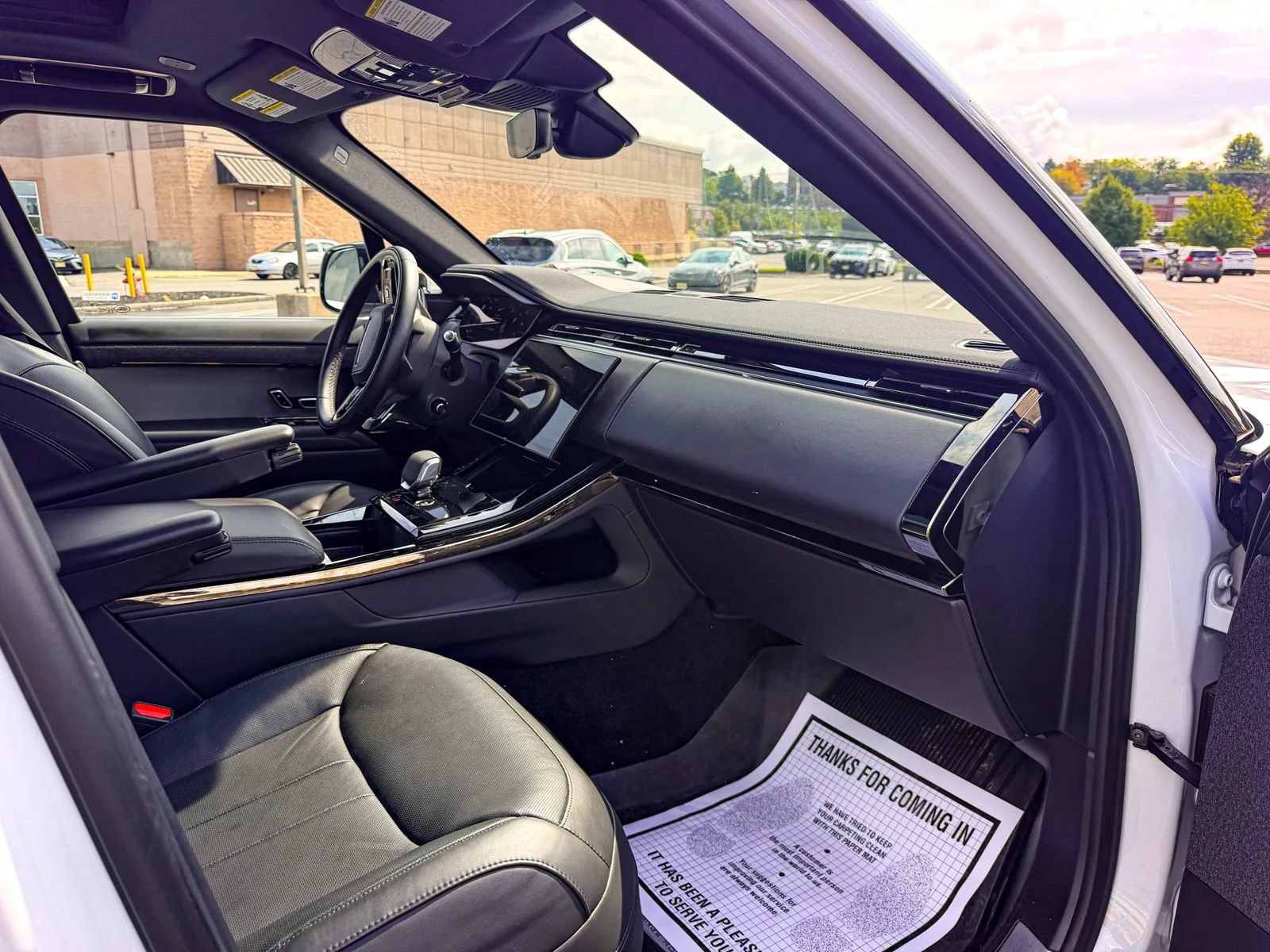 Used 2025 Land Rover Range Rover Sport Dynamic SE AWD/4WD image 27