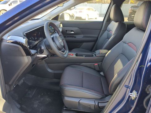 New 2026 Nissan Kicks SR w/ Cold Weather Package image 14