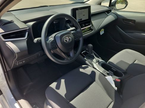 Used 2026 Toyota Corolla LE FWD image 15