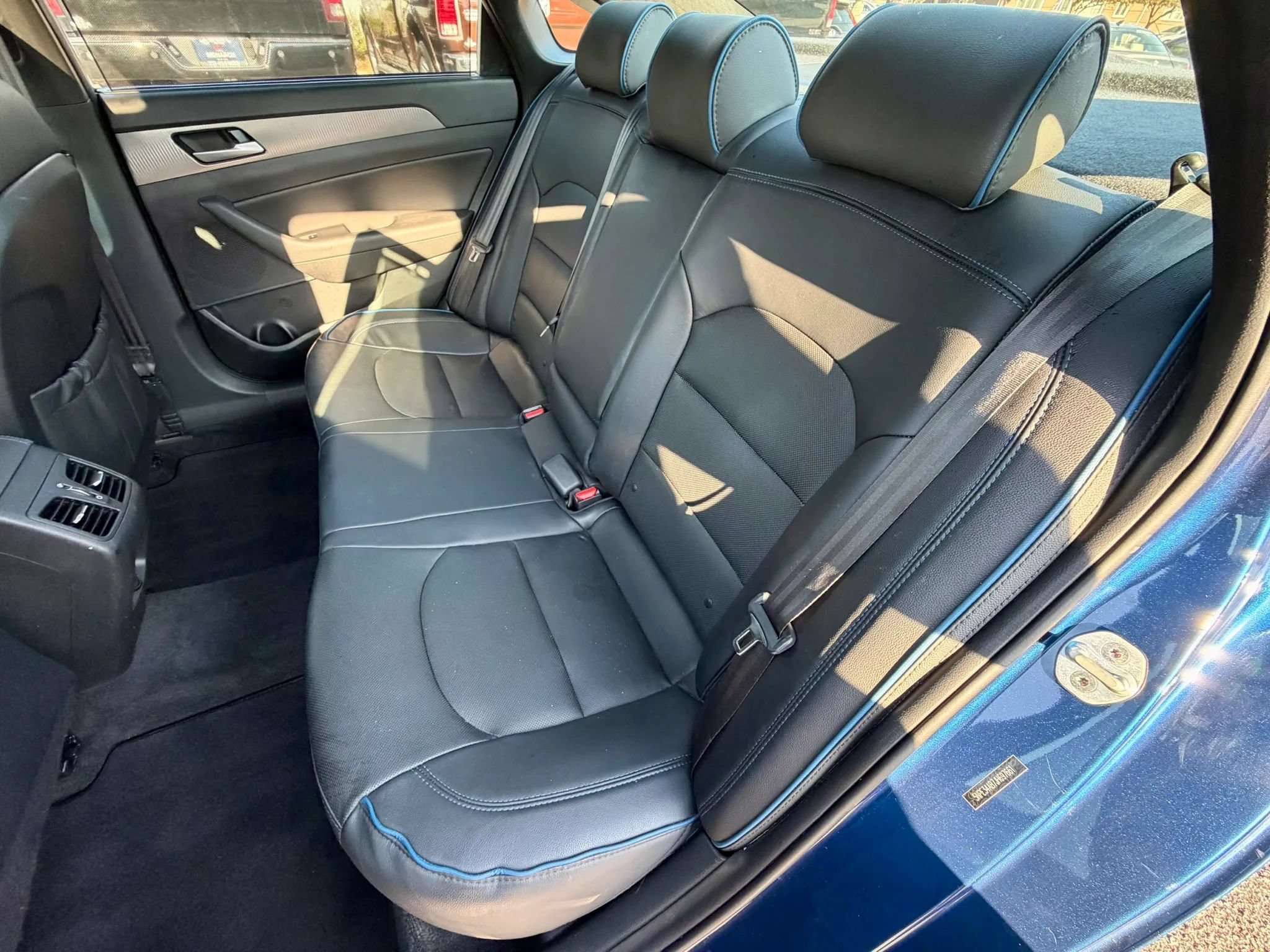 Used 2018 Hyundai Sonata Limited FWD image 9