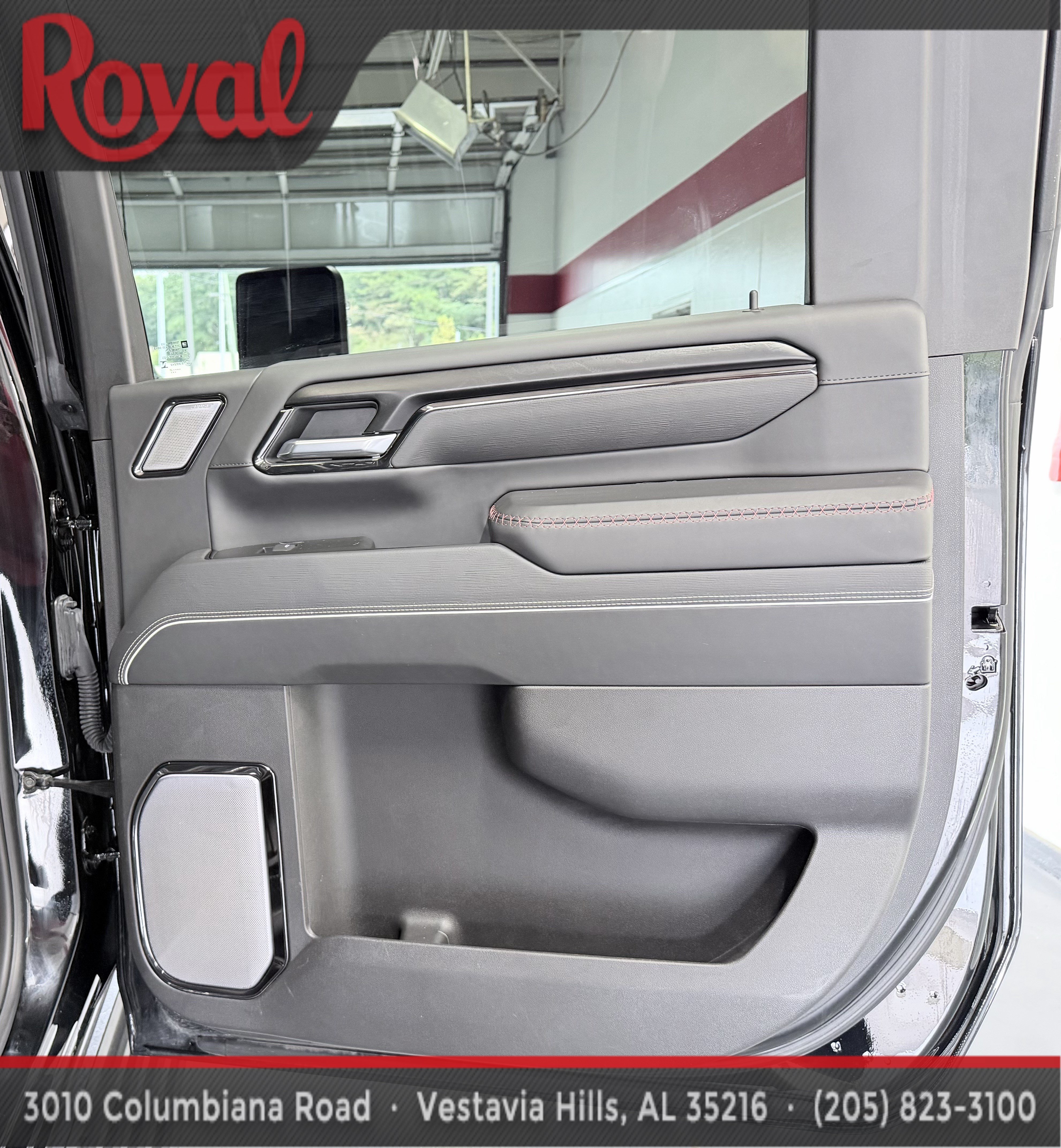 Used 2025 GMC Sierra 2500 AT4X AWD/4WD image 16