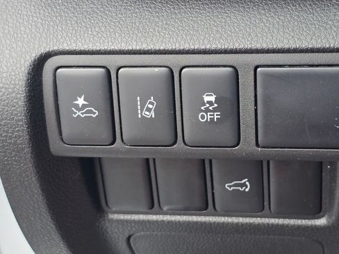 Used 2024 Mitsubishi Eclipse Cross SEL AWD/4WD image 12