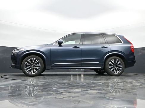 Used 2022 Volvo XC90 T5 Momentum w/ Climate Package image 39