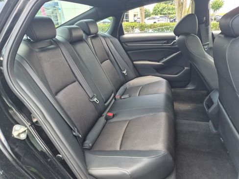 Used 2020 Honda Accord Sport image 11