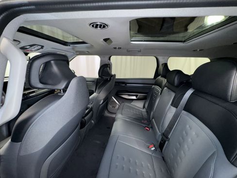 New 2026 Kia EV9 Wind image 27