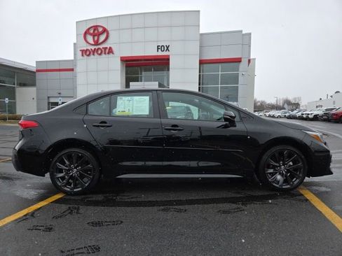 Used 2023 Toyota Corolla SE image 9