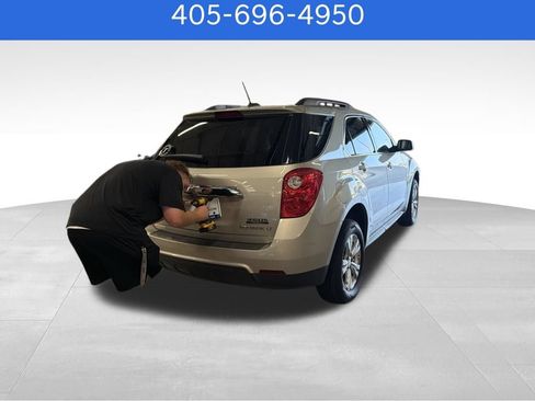 Used 2015 Chevrolet Equinox LT w/ Driver Convenience Package FWD image 3