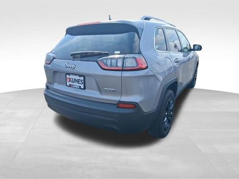 Used 2020 Jeep Cherokee Latitude Plus image 8