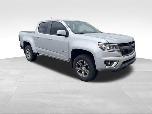 Used 2020 Chevrolet Colorado Z71 AWD/4WD image 8