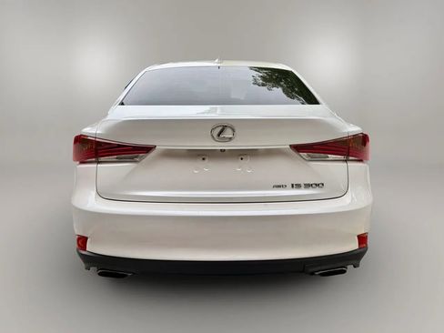 Used 2018 Lexus IS 300 AWD w/ Comfort Package image 4
