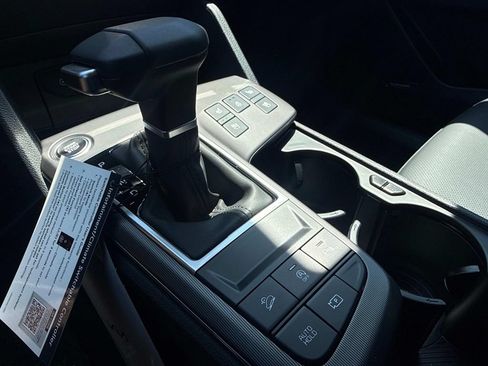New 2026 Kia Sportage SX AWD/4WD image 28