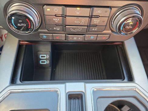 Used 2018 Ford F150 King Ranch w/ Equipment Group 601A Luxury image 32