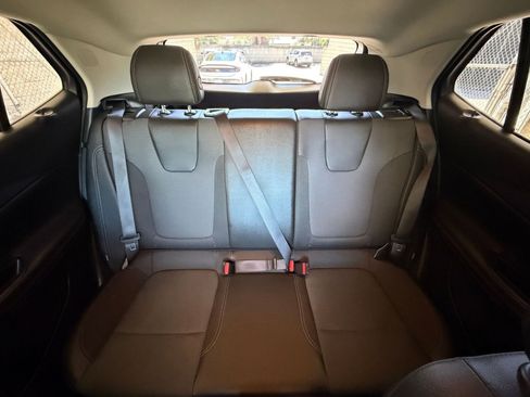 Used 2025 Buick Encore GX Preferred FWD image 37