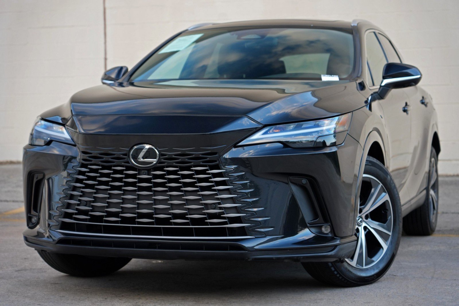 Used 2023 Lexus RX 350 Premium FWD image 3