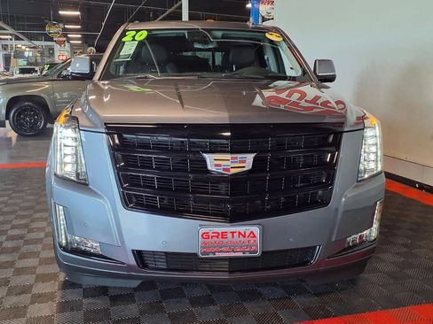 Used 2020 Cadillac Escalade Luxury w/ Escalade Sport Edition AWD/4WD image 3