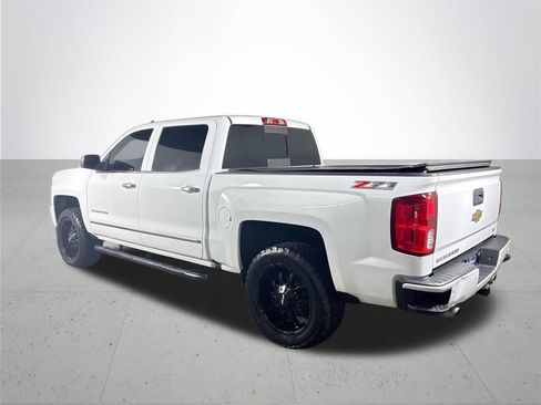 Used 2017 Chevrolet Silverado 1500 LTZ Z71 w/ LTZ Plus Package image 8