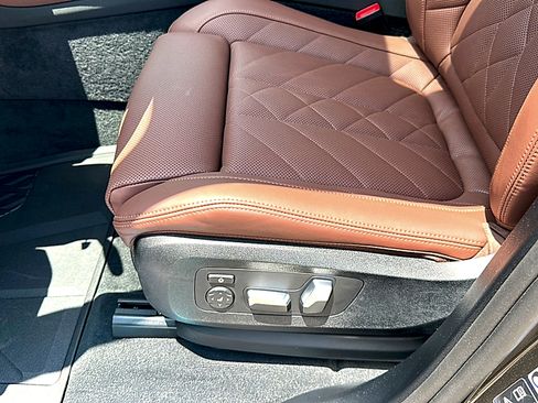 New 2026 BMW X5 xDrive40i w/ Premium Package AWD/4WD image 12