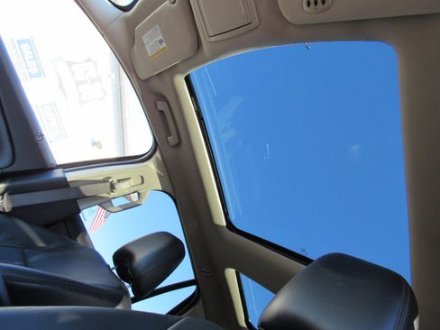 Used 2011 Ford Edge Limited w/ 301A Rapid Spec Order Code image 15