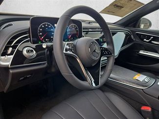 New 2026 Mercedes-Benz E 350 Sedan video 3