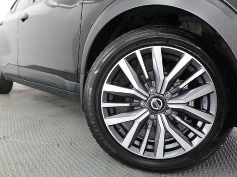 Used 2021 Nissan Kicks SV FWD image 17