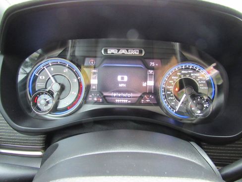 Used 2021 RAM 3500 Limited AWD/4WD image 24