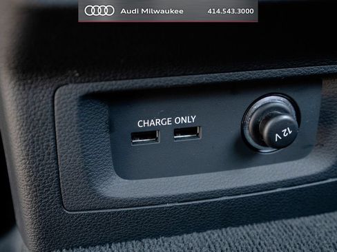 Used 2023 Audi Q5 2.0T Premium w/ Convenience Package AWD/4WD image 43