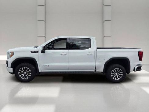 Certified 2021 GMC Sierra 1500 AT4 w/ AT4 Premium Package AWD/4WD image 2