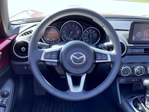 Certified 2022 MAZDA MX-5 Miata Grand Touring RWD image 11