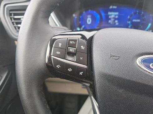 Used 2022 Ford Escape Titanium w/ Class II Trailer Tow Package image 20