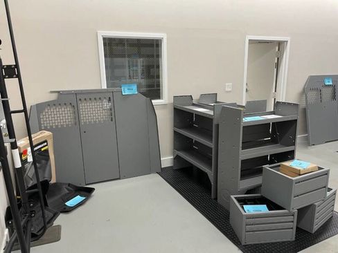 Used 2018 Ford Transit 150 XLT image 16