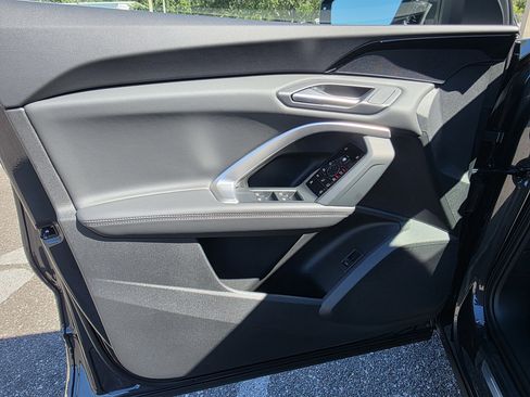 New 2025 Audi Q5 Premium image 12