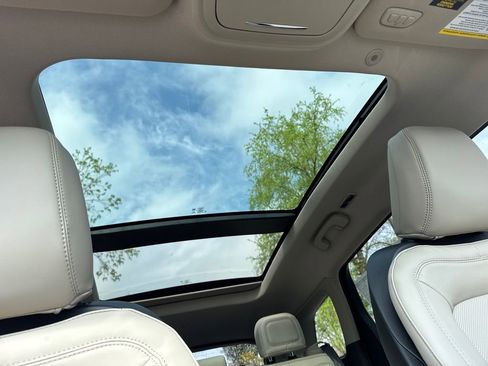 New 2026 Lincoln Corsair Premiere image 24