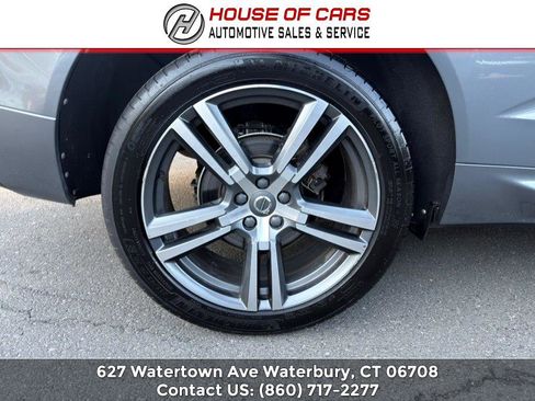 Used 2018 Volvo XC60 T5 Momentum w/ Vision Package AWD/4WD image 53