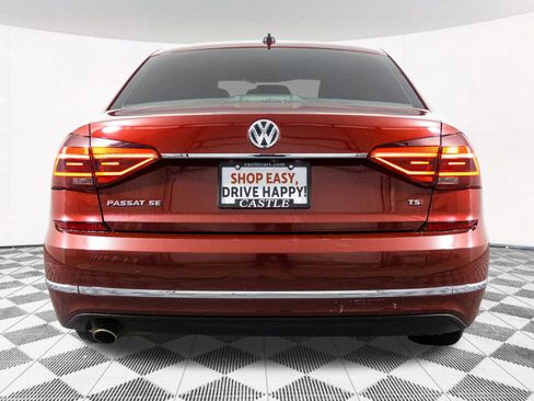 Used 2018 Volkswagen Passat 2.0T SE w/ SE Lighting Package image 14
