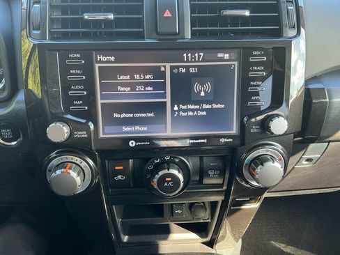 Used 2024 Toyota 4Runner TRD Off-Road AWD/4WD image 23