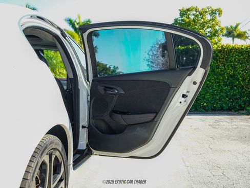 Used 2016 Chevrolet SS image 37