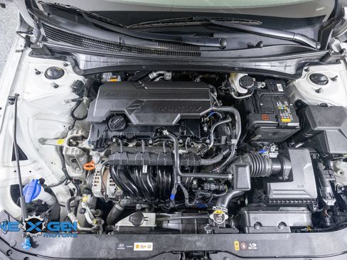 Used 2024 Hyundai Elantra SEL w/ Convenience Package FWD image 48