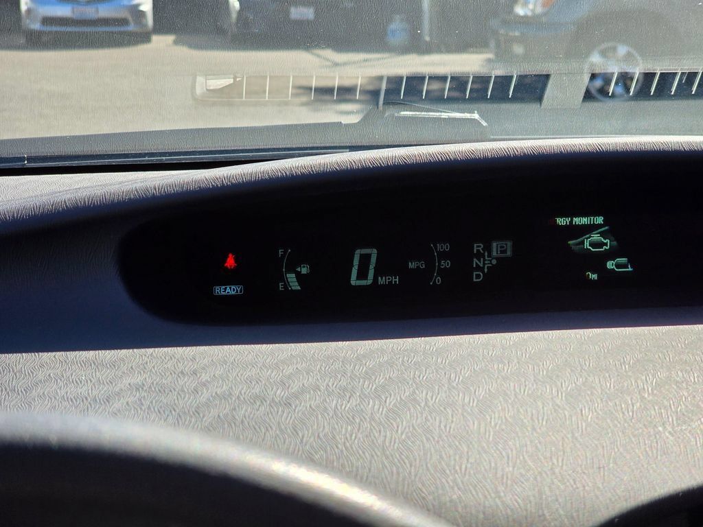 Used 2014 Toyota Prius Three FWD image 27