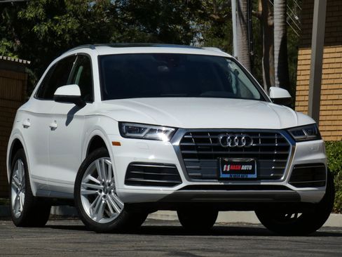 Used 2019 Audi Q5 2.0T Premium Plus w/ Premium Plus Package image 3