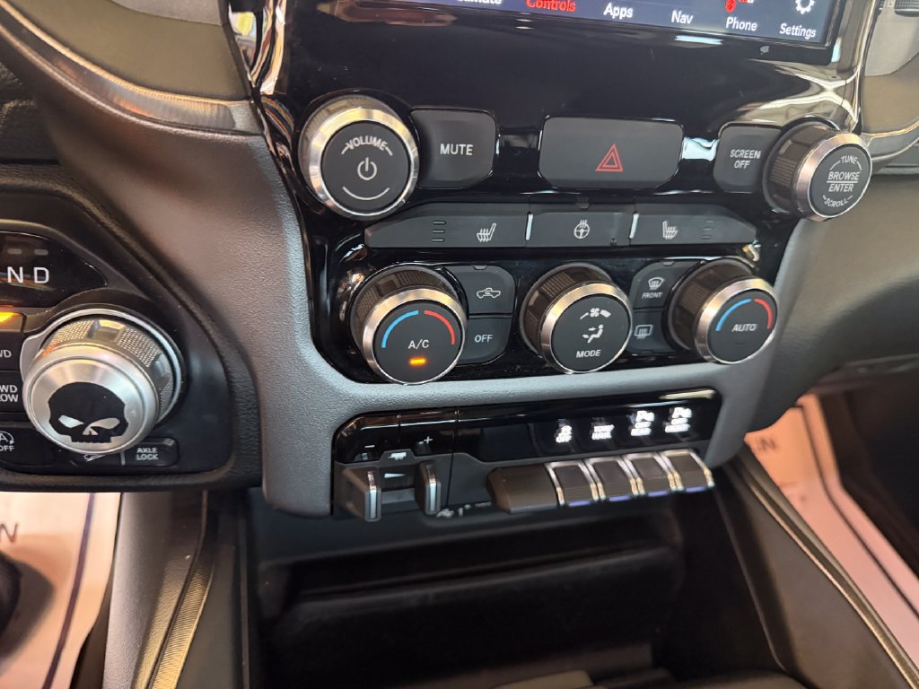 Used 2020 RAM 1500 Rebel w/ Rebel Level 2 Equipment Group AWD/4WD image 14
