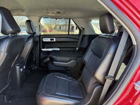 Used 2021 Ford Explorer Limited w/ Equipment Group 301A image 28