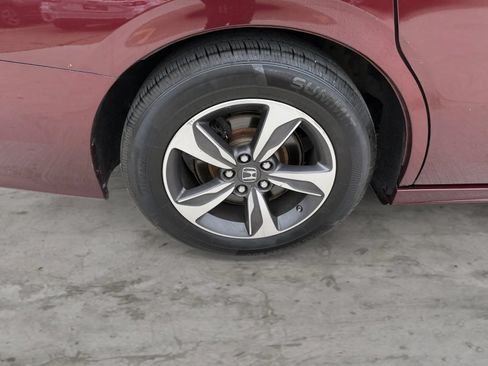Used 2018 Honda Odyssey Touring image 45