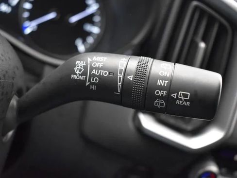 Used 2025 MAZDA CX-50 AWD 2.5 S w/ Preferred Package image 26