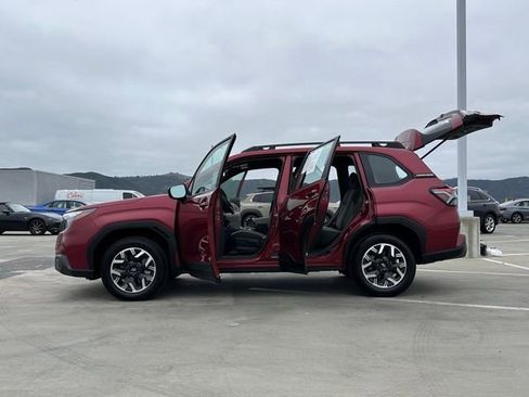 Certified 2026 Subaru Forester AWD/4WD image 28