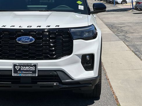New 2026 Ford Explorer ST-Line w/ ST-Line Street Pack RWD image 13