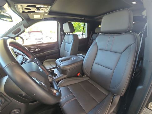 Used 2023 Chevrolet Tahoe RST w/ Luxury Package AWD/4WD image 20
